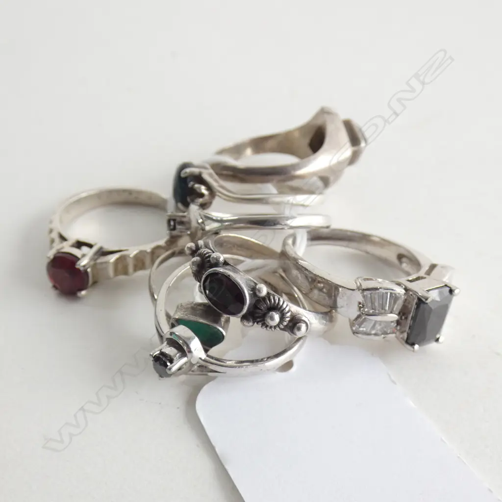 8 STG RINGS 22 GRAMS Image 1++
