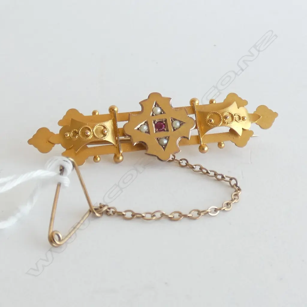 VICT. 9ct GOLD BROOCH SEED PEARLS 3.25gms Image 1++