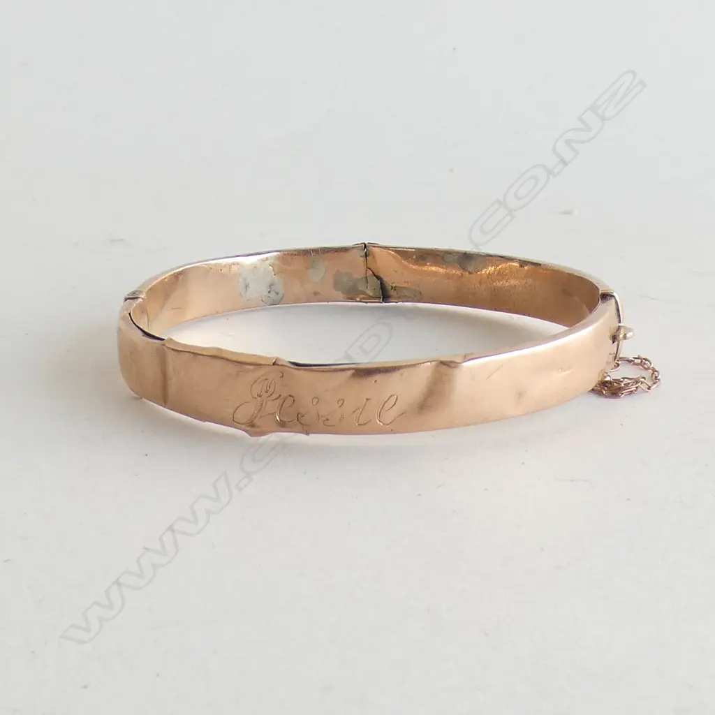 ANTIQUE 9CT BANGLE AF 8.3 GRAMS Image 1++