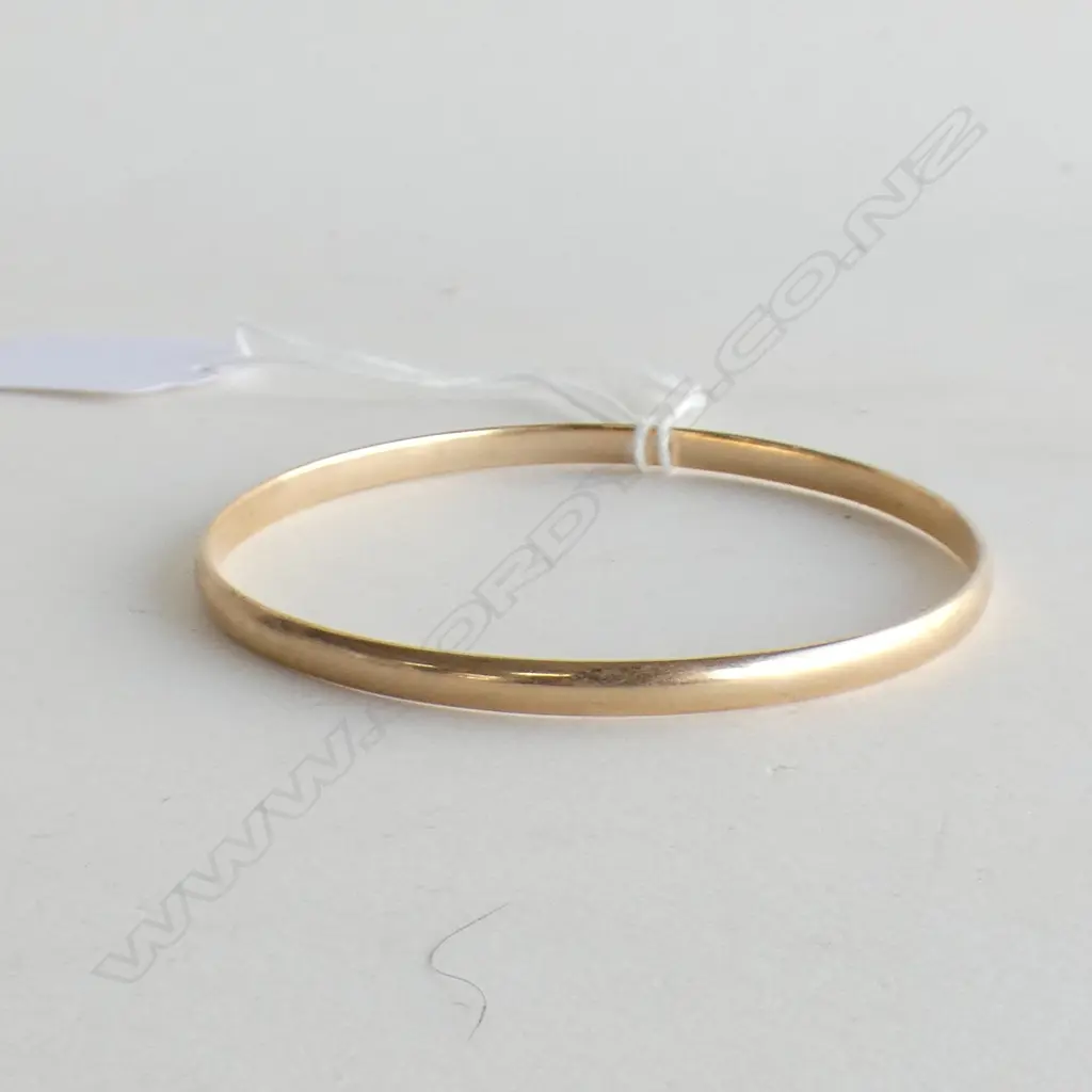 9CT BANGLE 13 GRAMS Image 1++