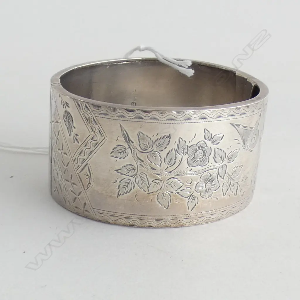 STG SILVER BANGLE, CHESTER 1885 33 GRAMS Image 1++