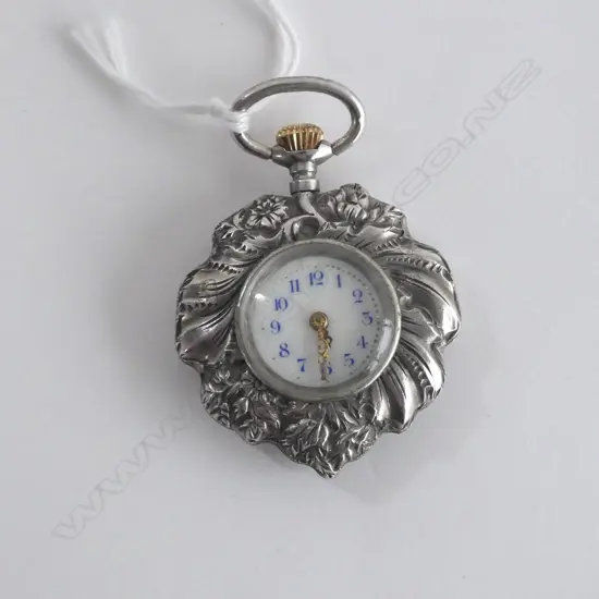 LADIES SILVER POCKET WATCH - not working