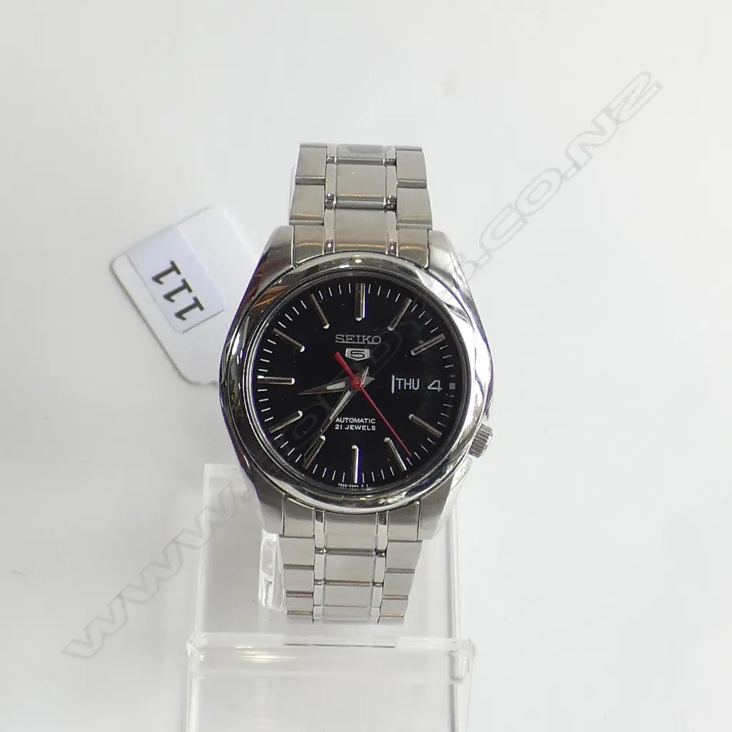 (I) VINTAGE SEIKO GENT'S WRIST WATCH - working Image 1++
