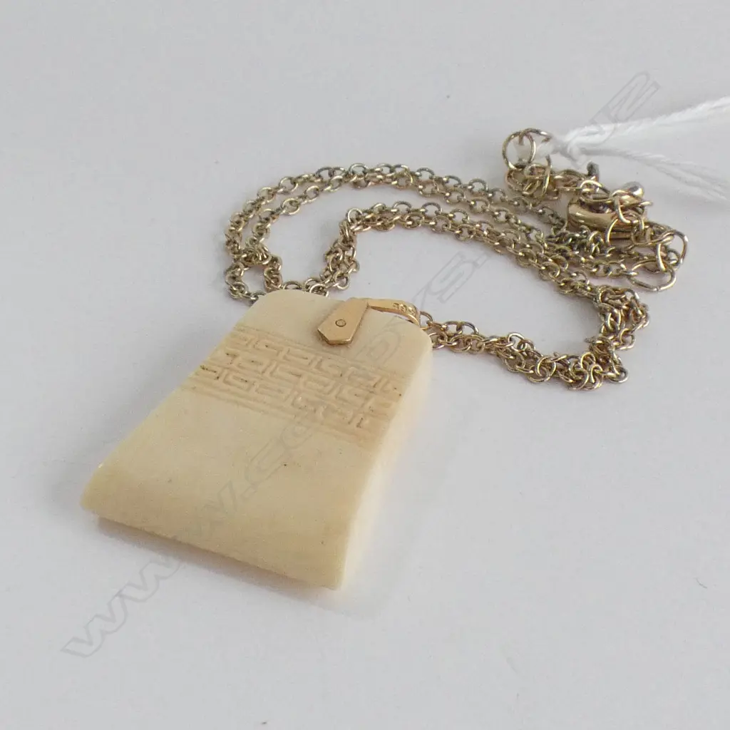 CARVED IVORY PENDANT (25 x 30mm) WITH 15CT GOLD BALE ON PLATED CHAIN Image 1++
