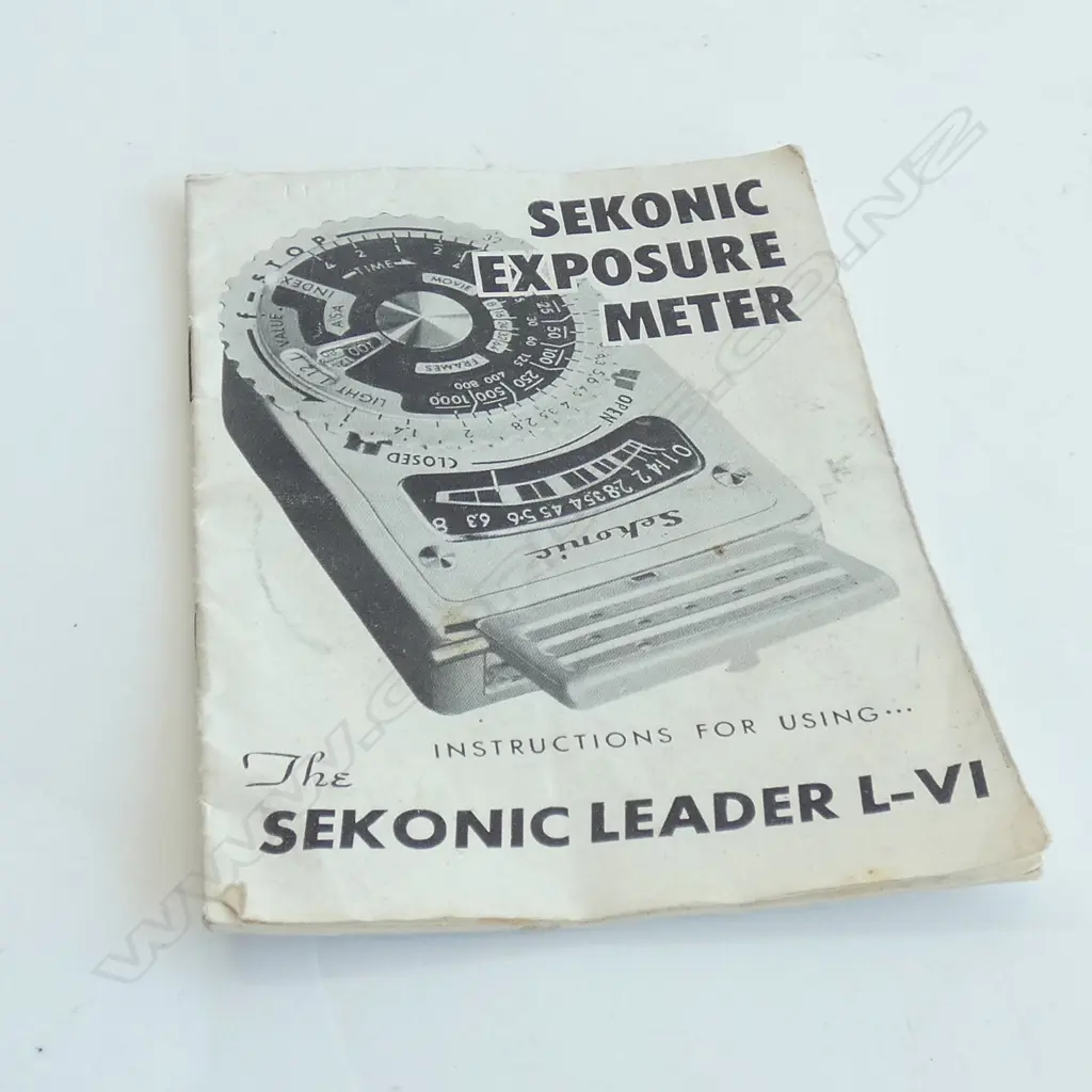 SEKONIC LEADER L-VI PHOTOGRAPHIC EXPOSURE METER in LEATHER CASE, w INTRUCTION MANUAL  Image 1++