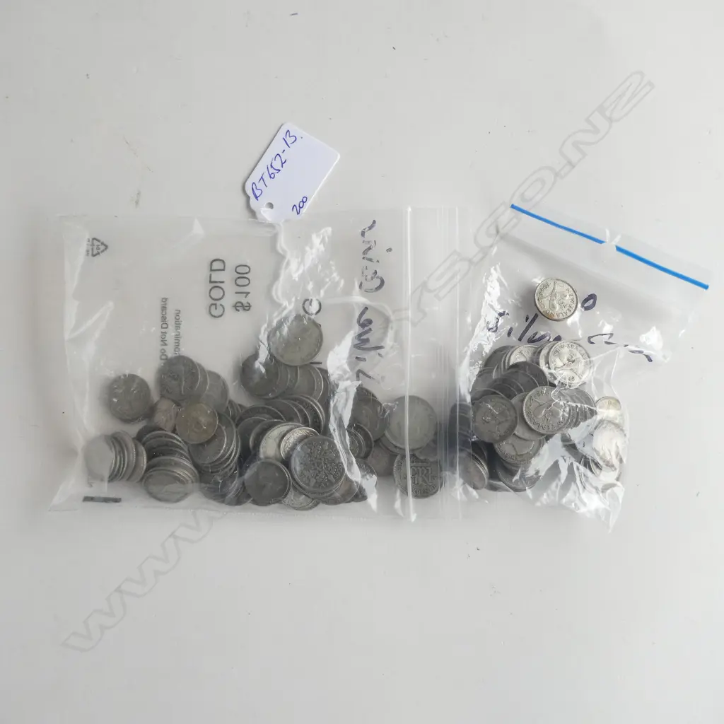 200 NZ SILVER COINS 3d. 6d ETC. 318gms Image 1++