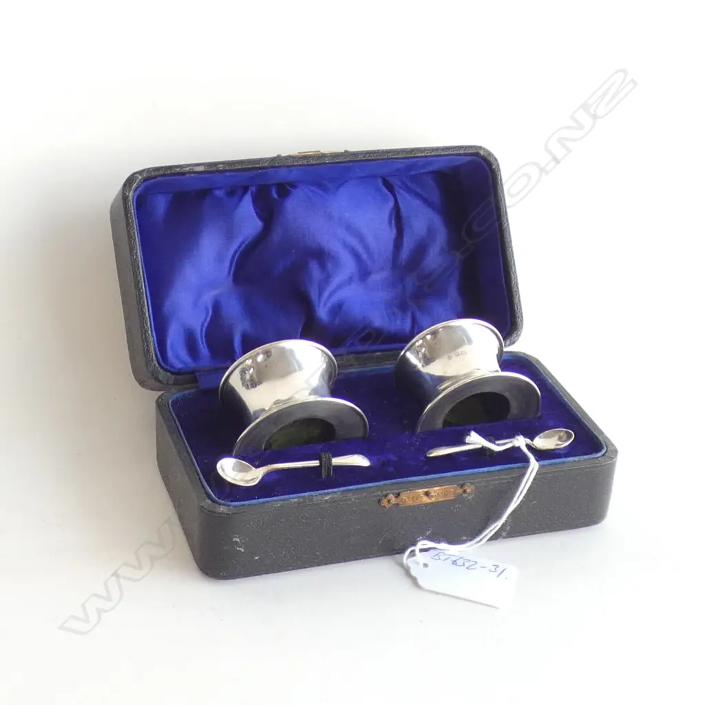 BOXED PR SILVER SALTS + SPOONS GREEN GLASS LINERS BIRM.1908 Image 1++