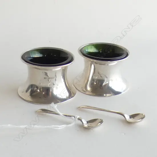 BOXED PR SILVER SALTS + SPOONS GREEN GLASS LINERS BIRM.1908