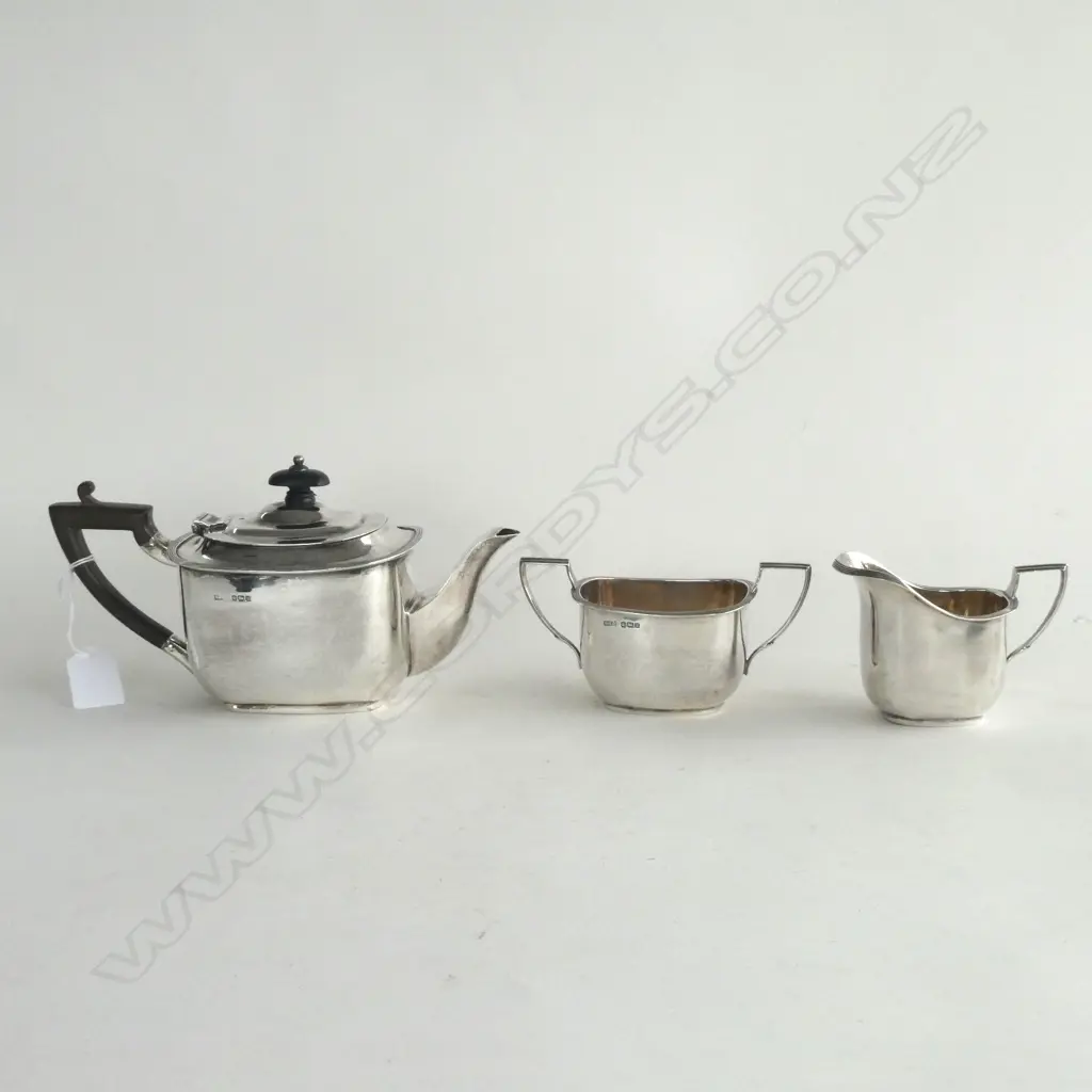 SILVER THREE PIECE TEA SET SHEFFIELD 1910 519gm Image 1++