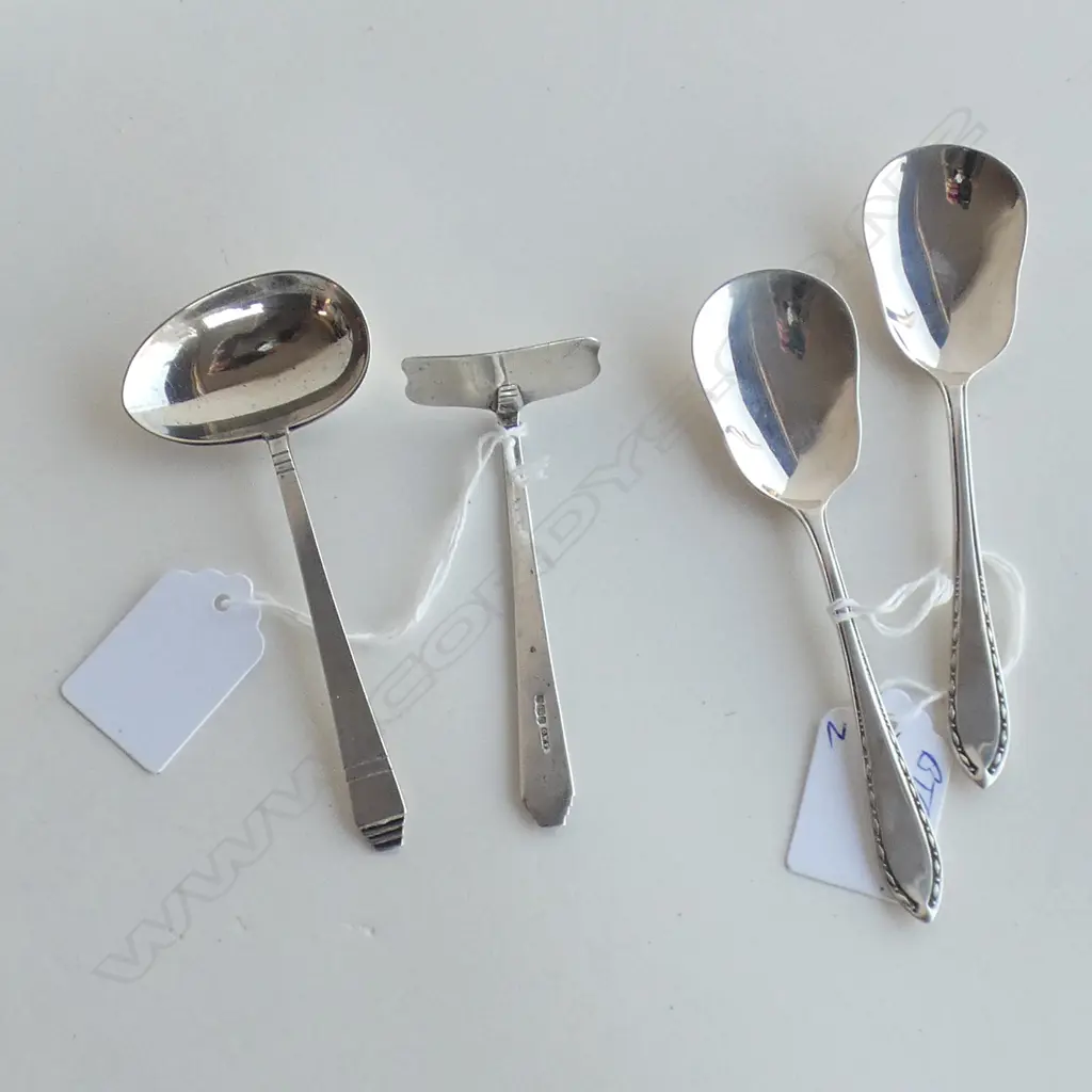 2 CASED SILVER SETS. DBLE SPOON + SPOON & PUSHER Image 1++