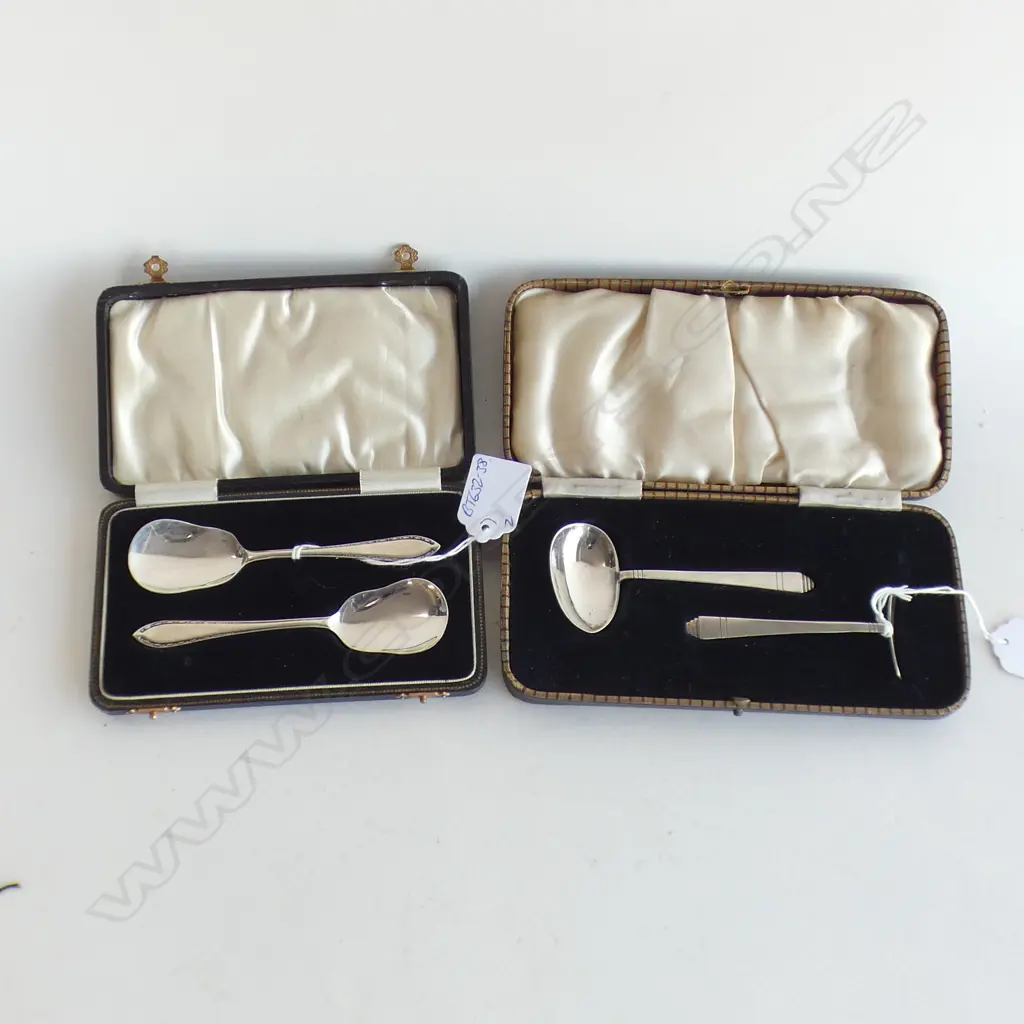 2 CASED SILVER SETS. DBLE SPOON + SPOON & PUSHER Image 1++