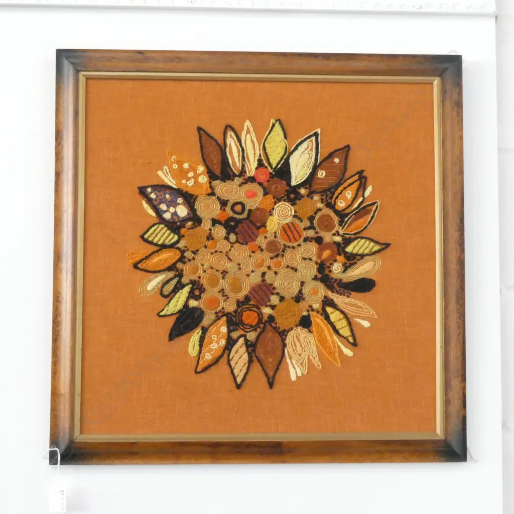 RETRO ORANGE EMBROIDERED ARTWORK 490x490mm  Image 1++