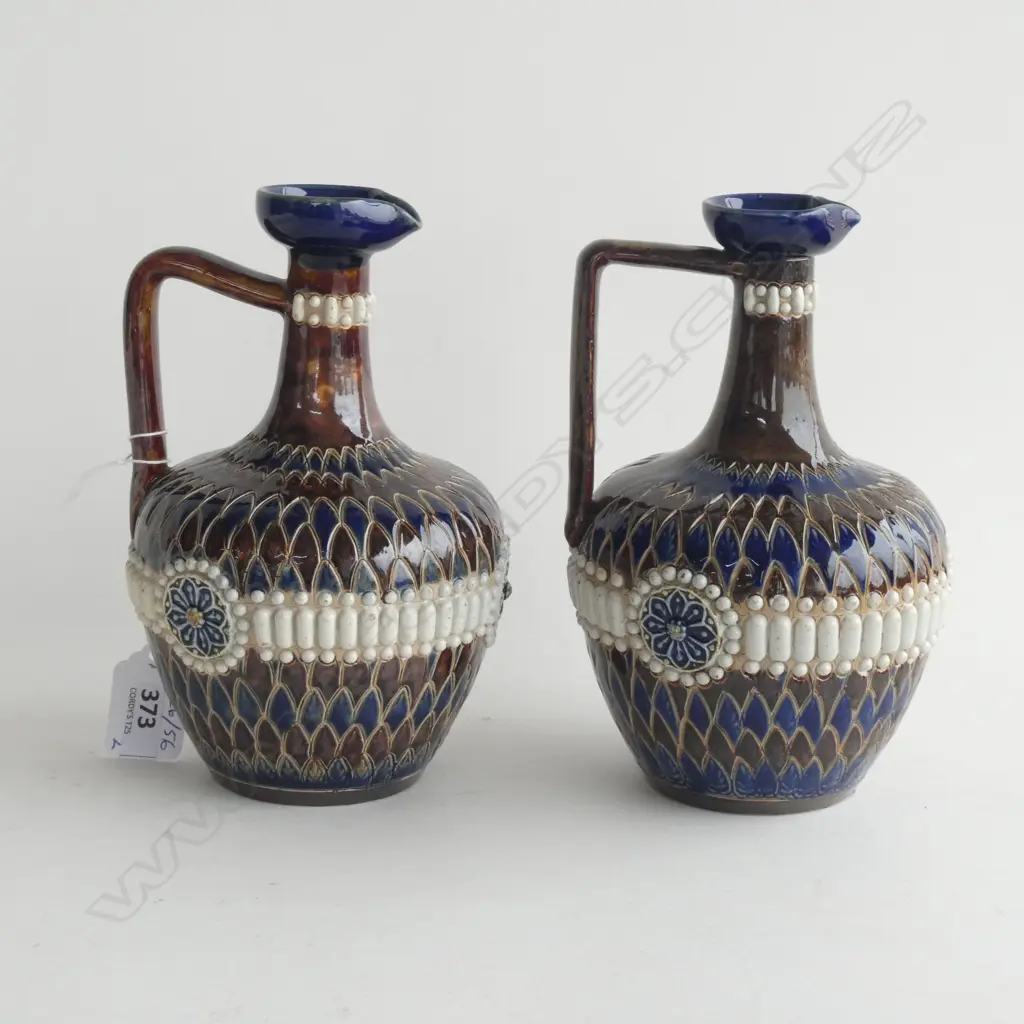 A pair of Royal Doulton Lambeth ewer jugs Image 1++