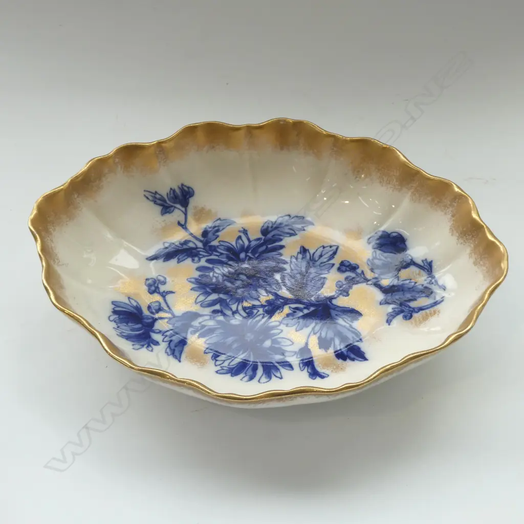 ROYAL DOULTON BLUE IRIS BOWL L.295mm Image 1++