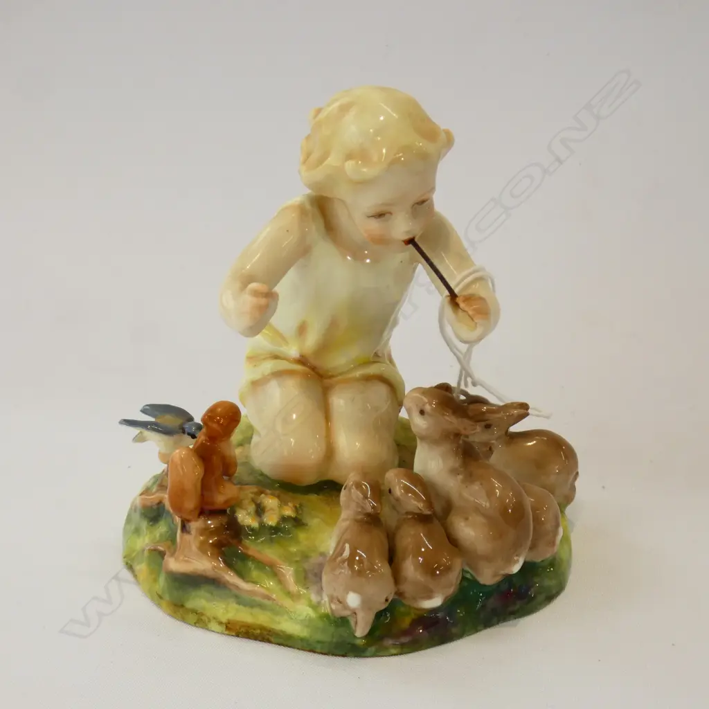 ROYAL WORCESTRER FIGURE W/ RABBITS "WOOLAND DANCE" 120MM Image 1++