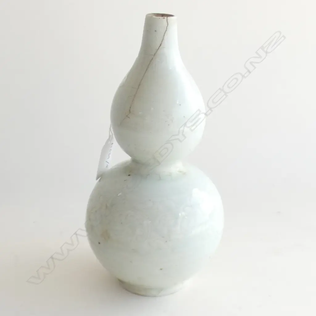 OLD CHINESE QINGBAI GOURD VASE cracks to neck Image 1++