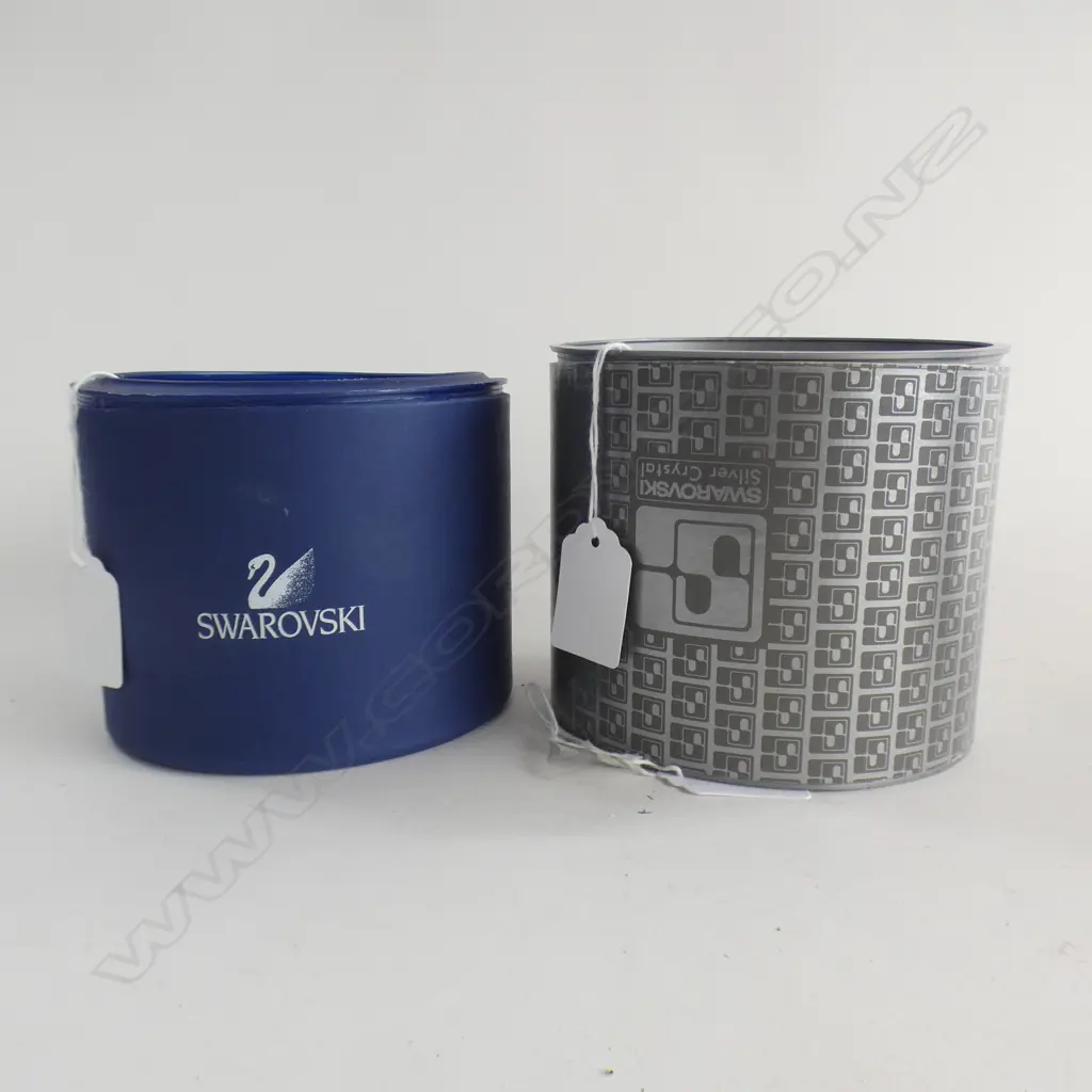 2 SWAROVSKI CRYSTAL BUTTERFLY'S (H 55MM) EACH IN ORIGINAL BOX Image 1++