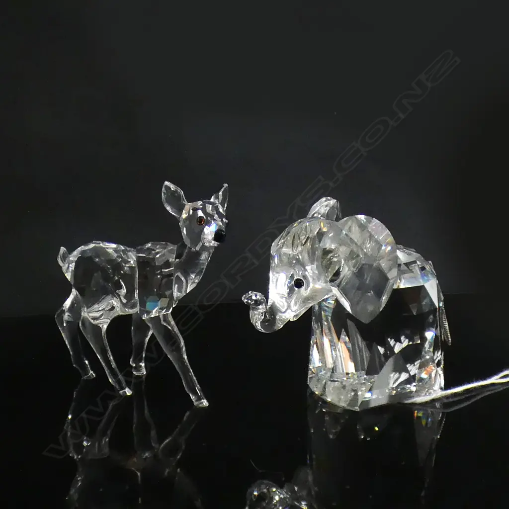 SWAROVSKI CRYSTAL ELEPHANT (H57MM) & DEER (H65MM) BOTH IN ORIGINAL BOXES Image 1++