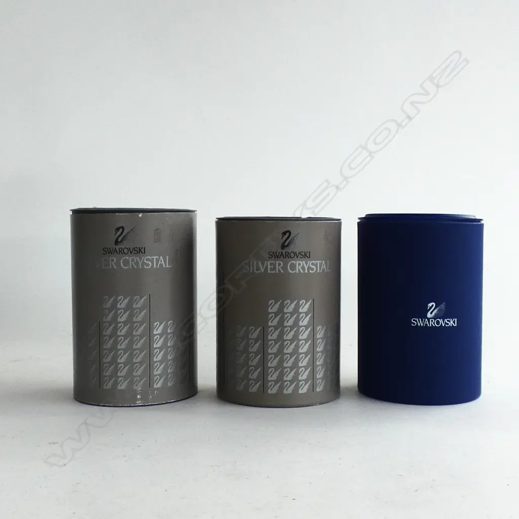 3 SWAROVSKI CRYSTAL ANIMALS; PANDA BEAR (L45MM) ELEPHANT (L65MM) & GRIZZLY BEAR W  FISH (L55MM) EACH IN ORIGINAL BOX Image 1++