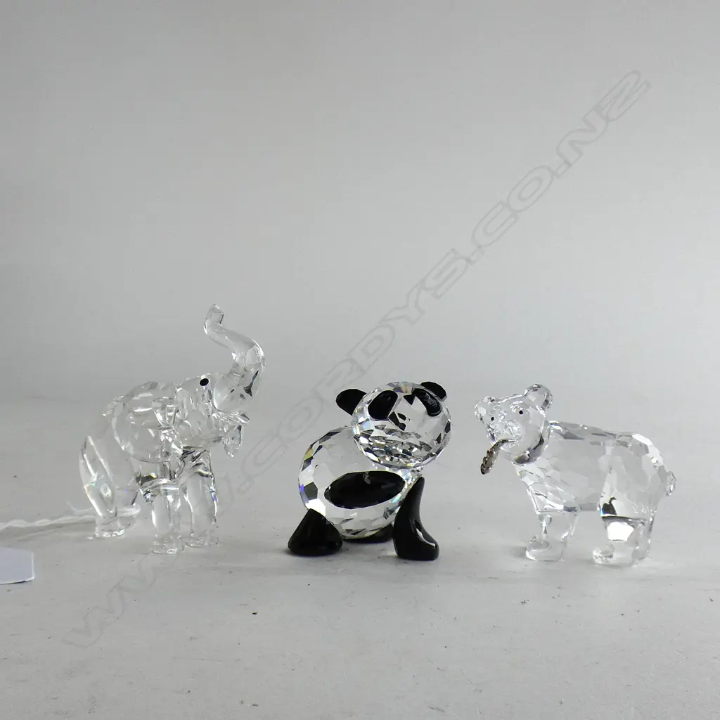 3 SWAROVSKI CRYSTAL ANIMALS; PANDA BEAR (L45MM) ELEPHANT (L65MM) & GRIZZLY BEAR W  FISH (L55MM) EACH IN ORIGINAL BOX Image 1++
