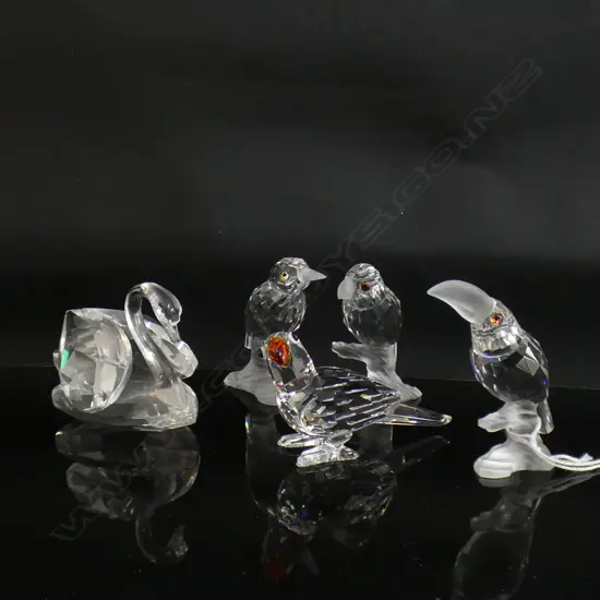 5 SWAROVSKI CRYSTAL BIRDS; KINGFISHER (H55MM) TOUCAN, SWAN & 2 ASST PARROTS PARROT. EACH IN ORIGINAL BOX
