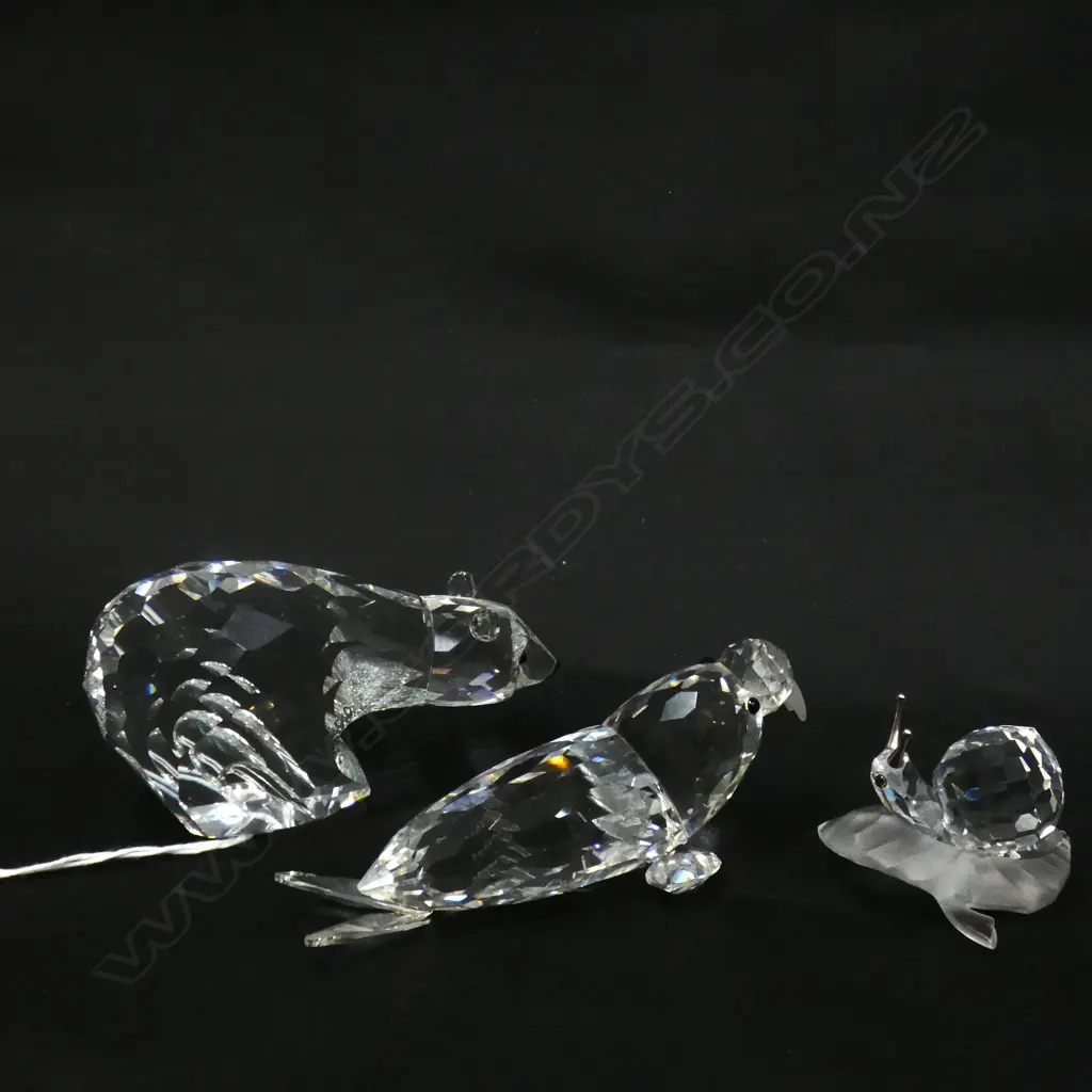 3 SWAROVSKI CRYSTAL FIGURES; POLAR BEAR (L90MM) WALRUS  (L98MM) & SNAIL ON LEAF (L45MM) EACH IN ORIGINAL BOX Image 1++