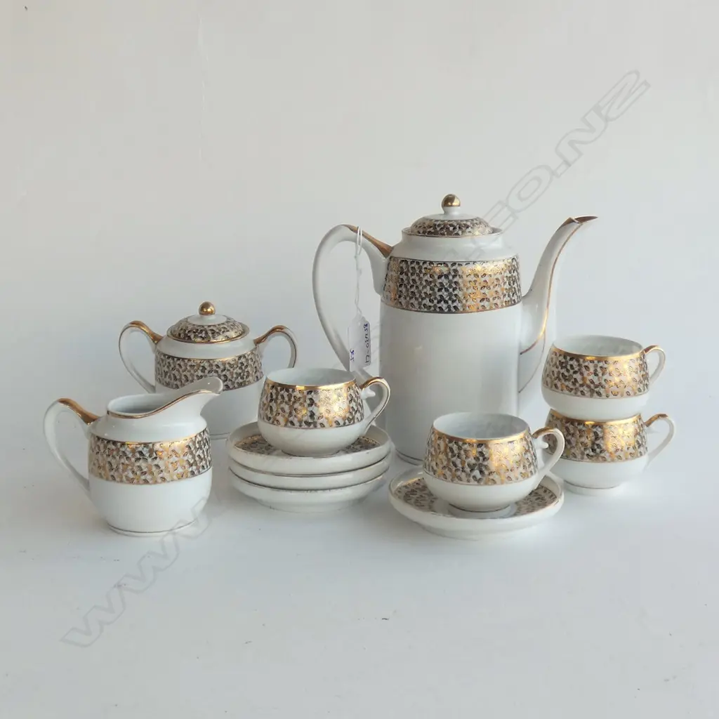 KUTANI HAYASI WHITE & GOLD DEMITASSE COFFEE SET INCL COFFEE POT Image 1++