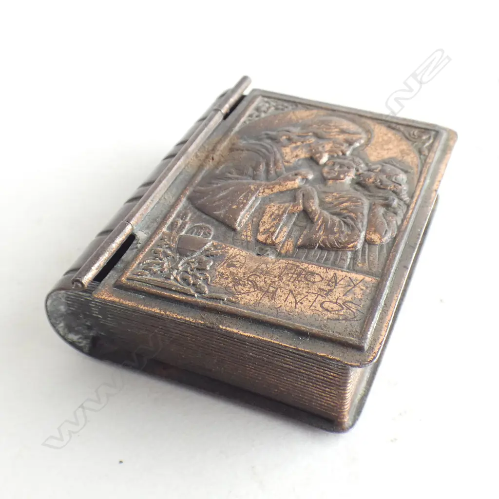 SM COPPER RELIGIOUS BOX IN FORM OF BOOK WITH JESUS & CHILDREN  50 X 40MM Image 1++