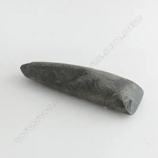 Y21428 LARGE TOKI (STONE ADZE) L.205mm