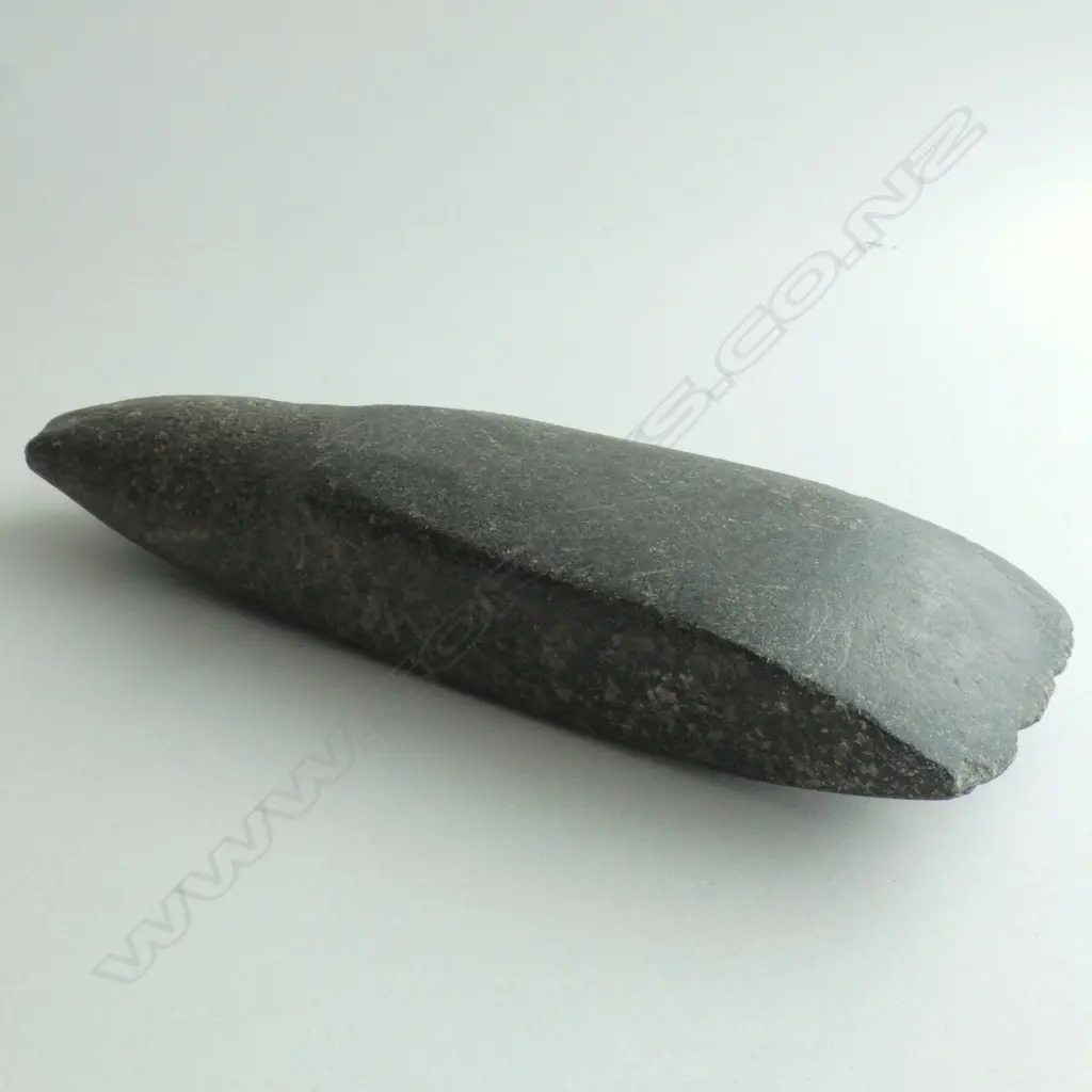 Y21430 LARGE TOKI (STONE ADZE) L.178mm Image 1++