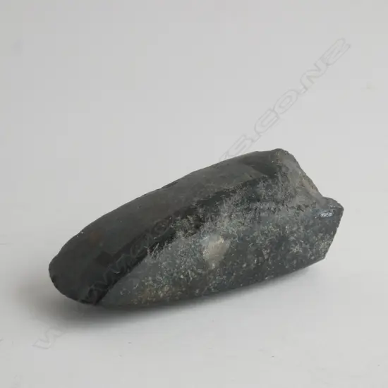 Y21581 LARGE TOKI (STONE ADZE) L.125mm
