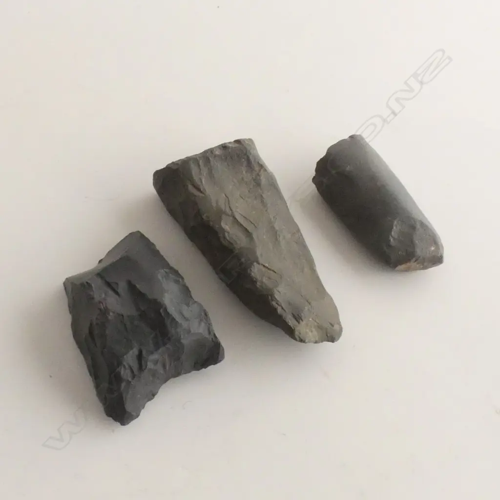 (N) 3 STONE ADZES (faulted) Image 1++
