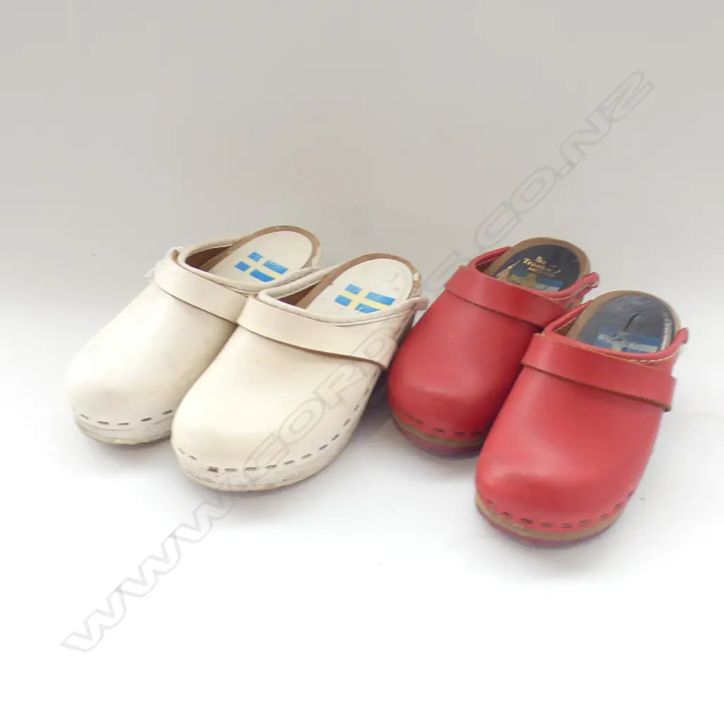 2 PR CHILDRENS WOODEN CLOGS; 1 RED & 1 WHITE Image 1++