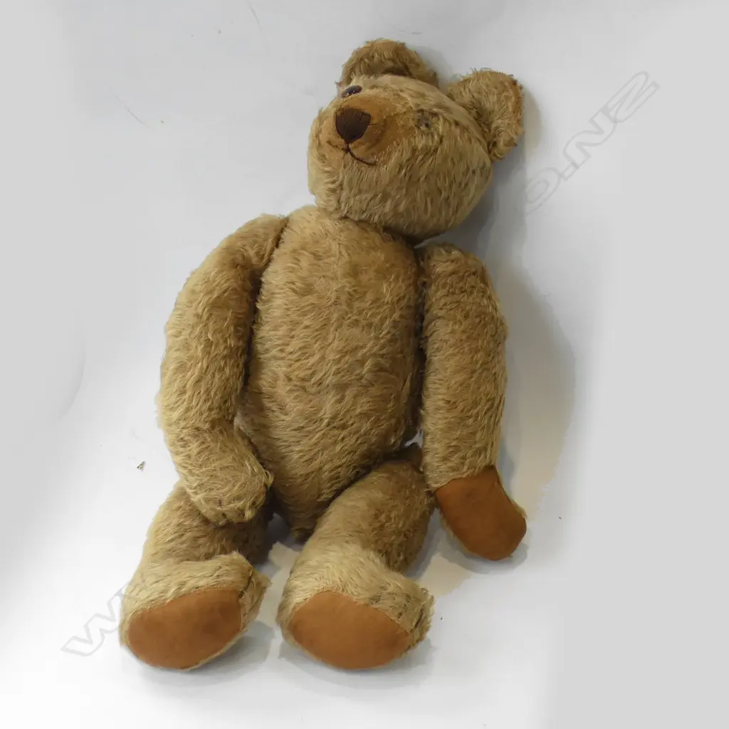 OLD PLUSH TEDDY BEAR STRAW FILLED ONE BUTTON EYE MISSING 500MM Image 1++