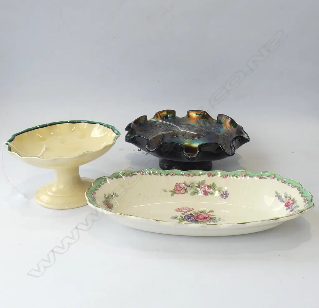 CARNIVAL GLASS GRAPE DESIGN BOWL (DIA 185MM) + 2 PCS CLARICE CLIFF INC 1 BIZARRE  Image 1++