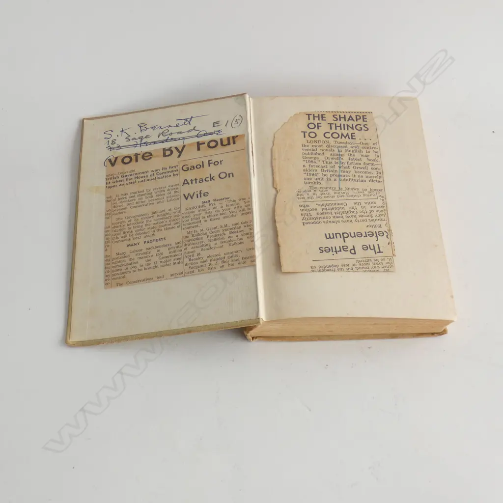 FIRST ED. GEORGE ORWELL 1984; SECKER & WARBURG LONDON 1949... Image 1++