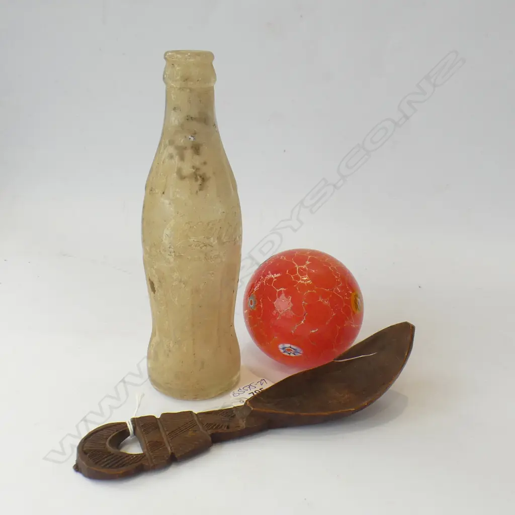 VINTAGE GLASS COKE BOTTLE, CARVED WOODEN TRIBAL SPOON & ORANGE HAND BLOWN BALL DECO WITH MURRINES Image 1++
