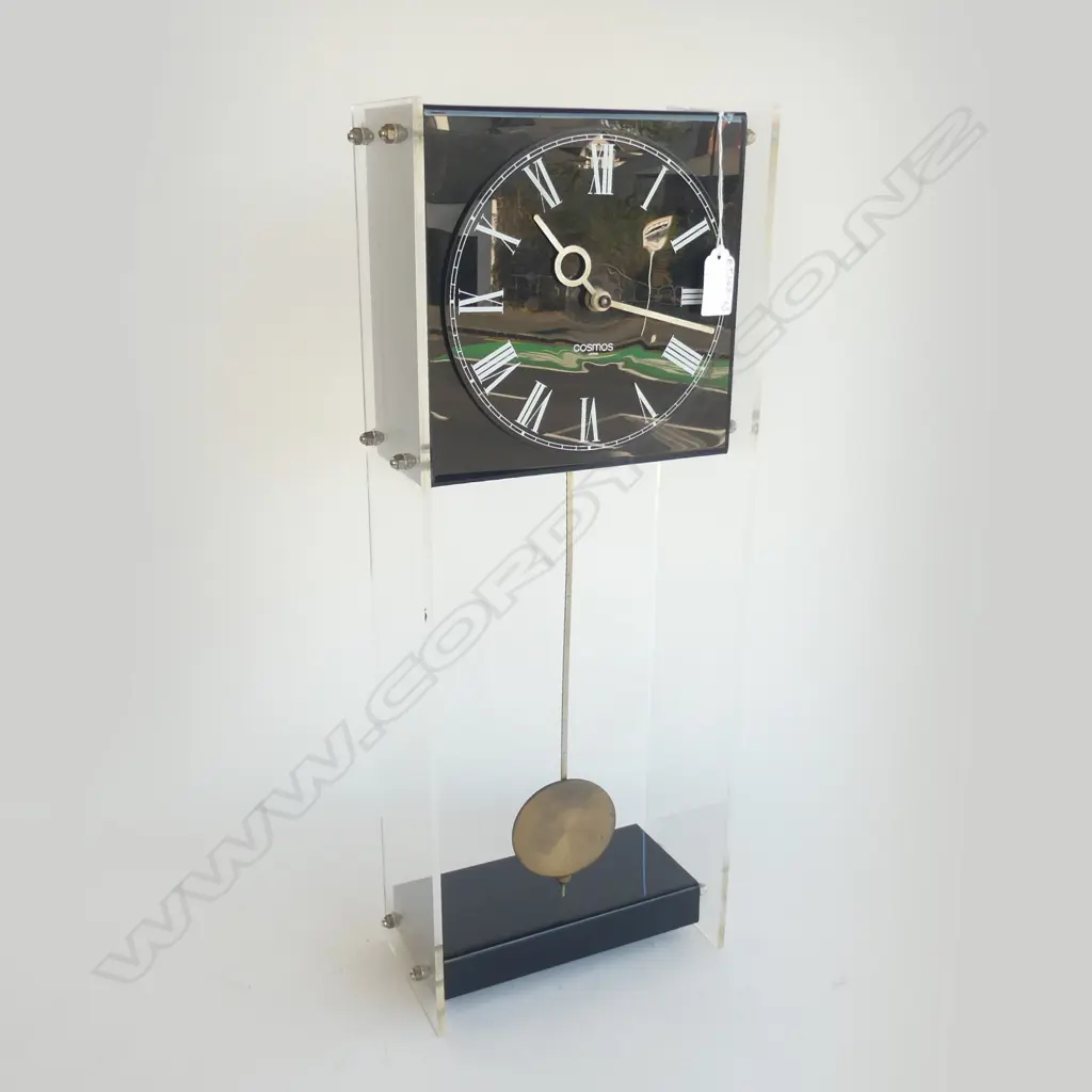TALL PERSPEX PENDULUM  BATTERY CLOCK H 520MM Image 1++
