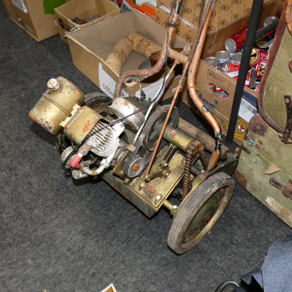 ANTIQUE PUSH LAWN MOWER w. J.A.P. PETROL ENGINE Image 1++
