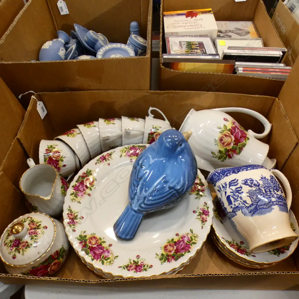 BOX LOT ASST. CHINA Image 1++