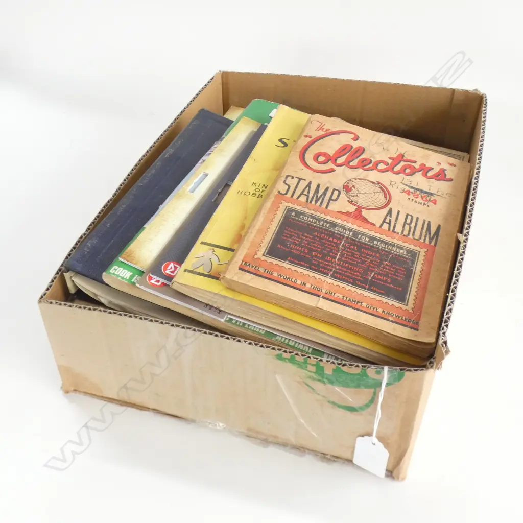 STAMP COLLECTION OLDER WORLD 6 ALBUMS ETC SOME MODERN SETS Image 1++