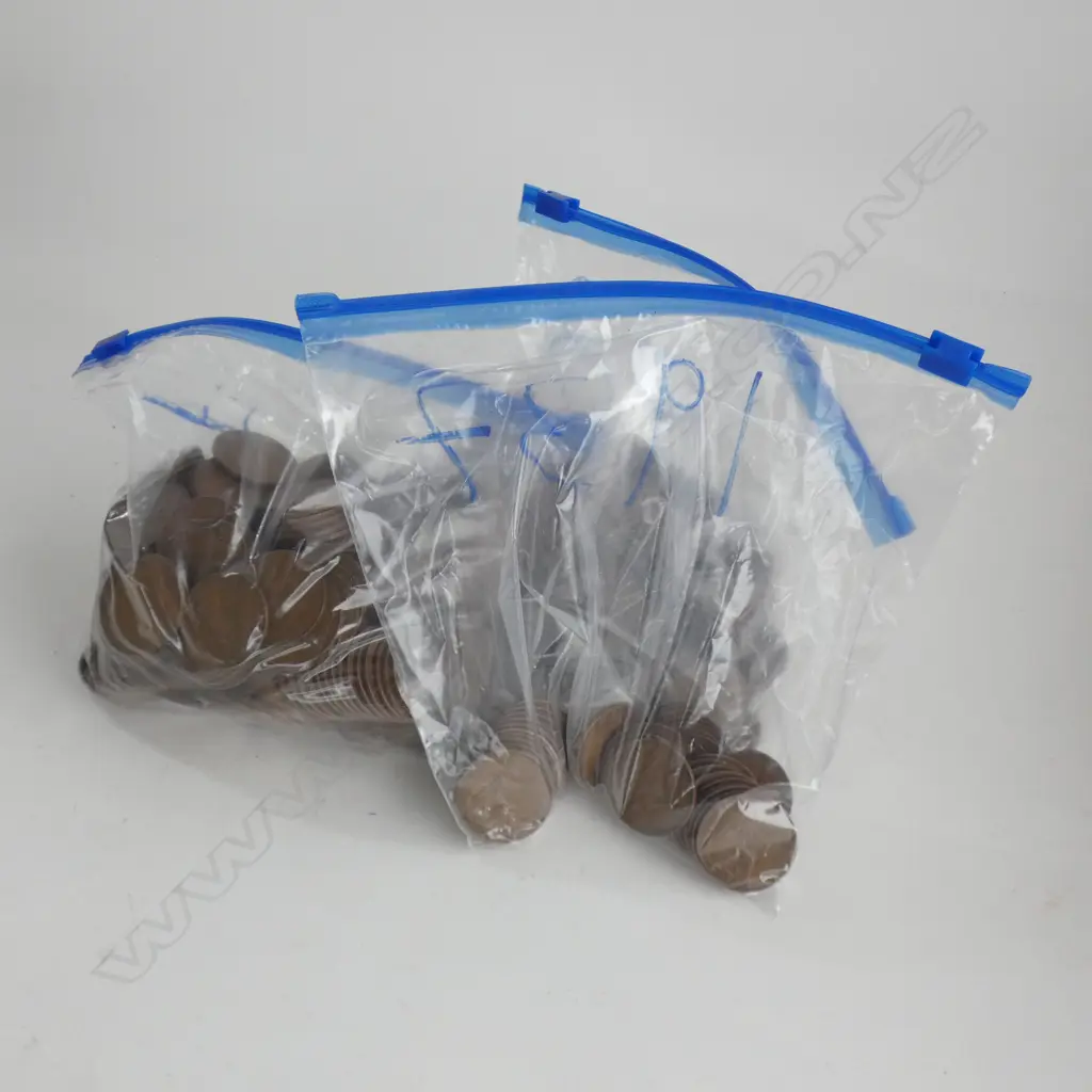 5.9 KG NZ COPPER PENNIES; 1936 - 1938 Image 1++