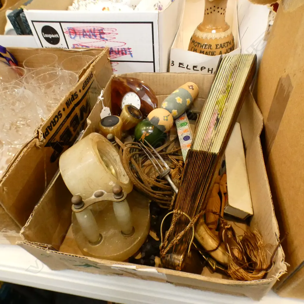 BOX LOT ONYX CLOCK AND AFRICAN HORN ITEMS Image 1++
