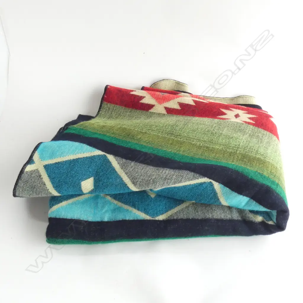 EQUADORIAN WOOL/COTTON/ALPACA GEOMETRIC PATTERN BLANKET.  187 x 226cm Image 1++