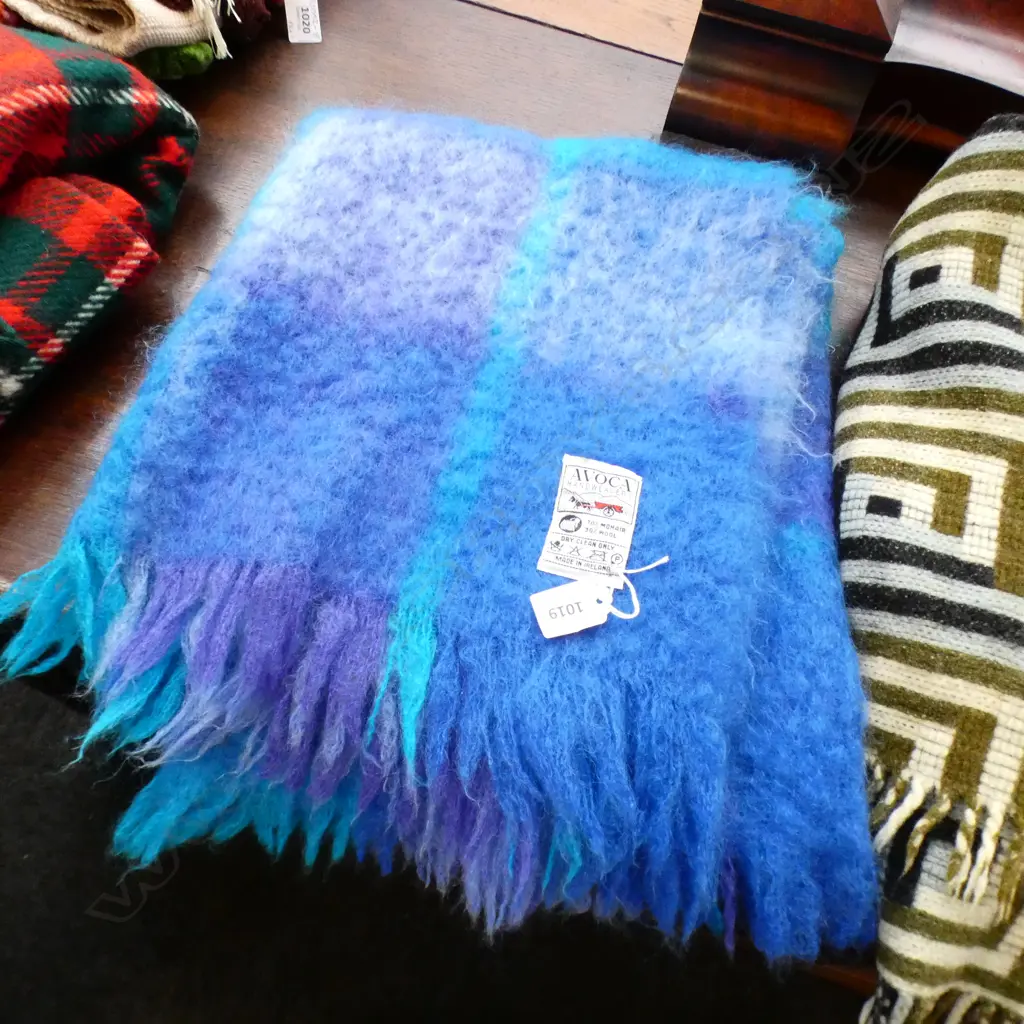 IRISH AVOCA HANDWEAVERS BLUE & PURPLE RUG 70% MOHAIR 30% WOOL Image 1++