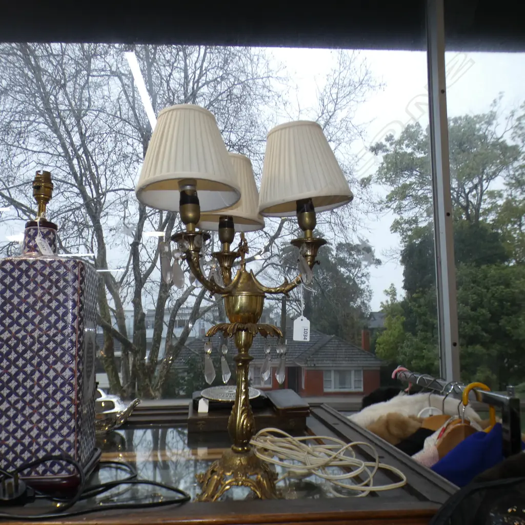 VINTAGE BRASS 3 ARM LAMP H.540mm Image 1++
