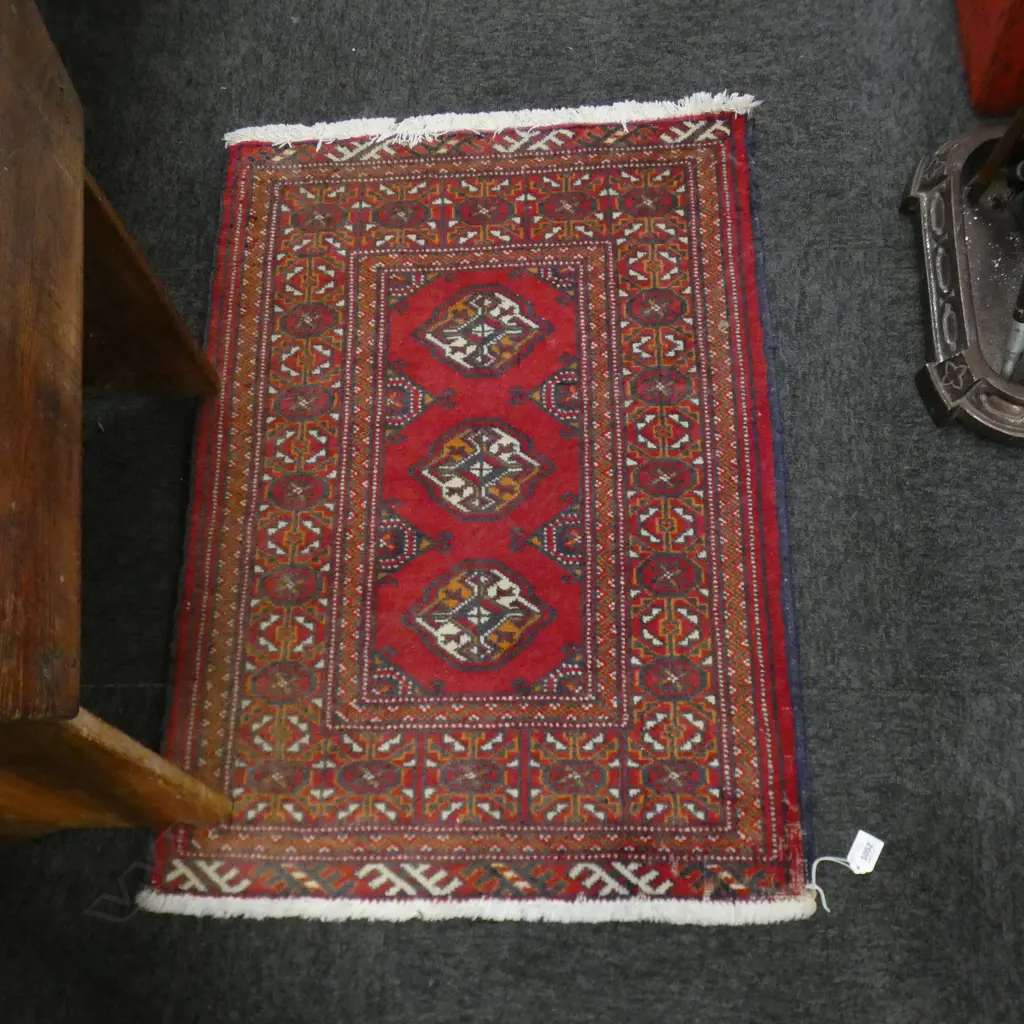 HAND KNOTTED WOOL PILE RUG 880x620mm Image 1++