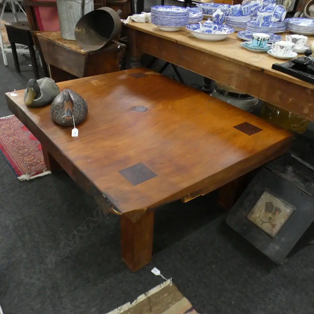 SOLID WOOD COFFEE TABLE 1150x910x450mm Image 1++