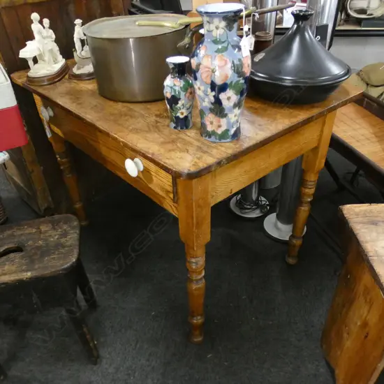 VINTAGE WOODEN KITCHEN TABLE 1010x735x760mm