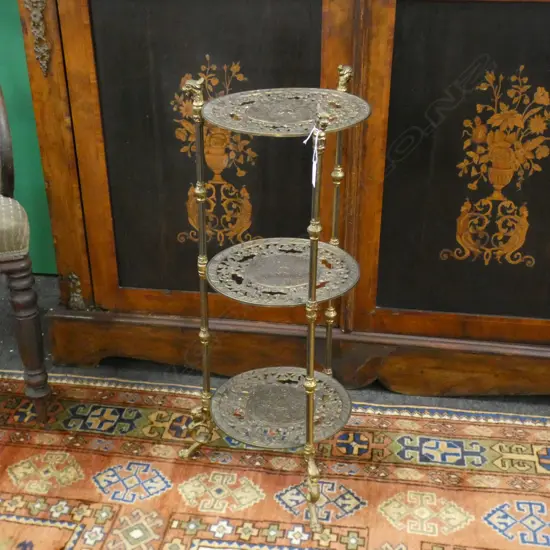 VINTAGE 3 TIER PLANT STAND H.740mm